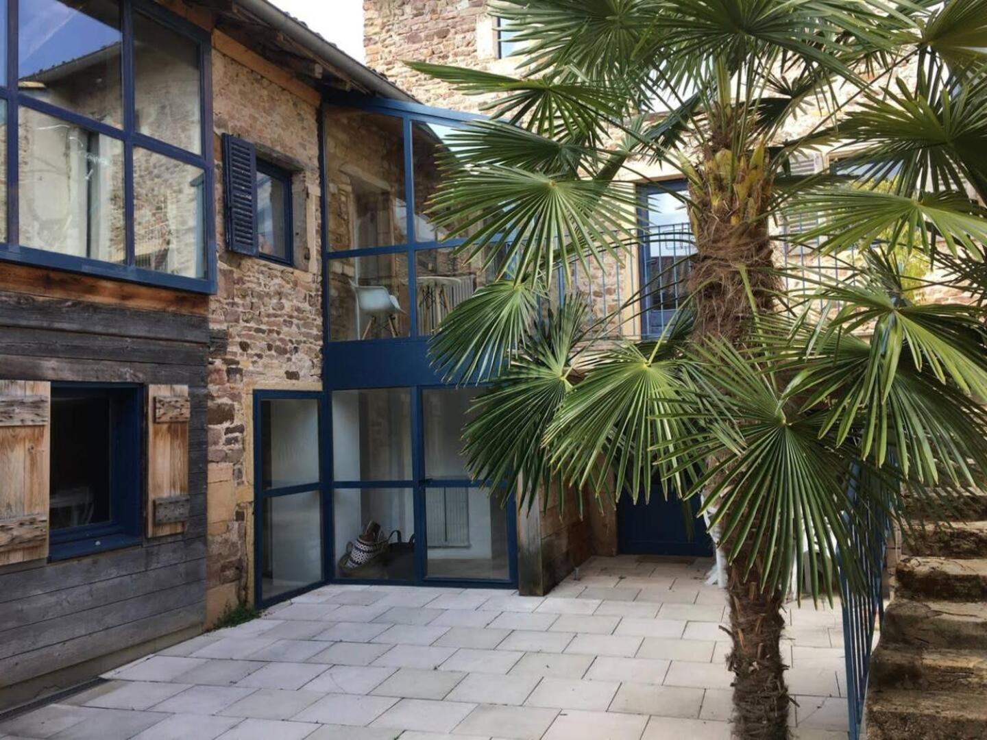 Lumineuse Et Spacieuse Maison Style Loft Saint-Amour-Bellevue Exterior foto