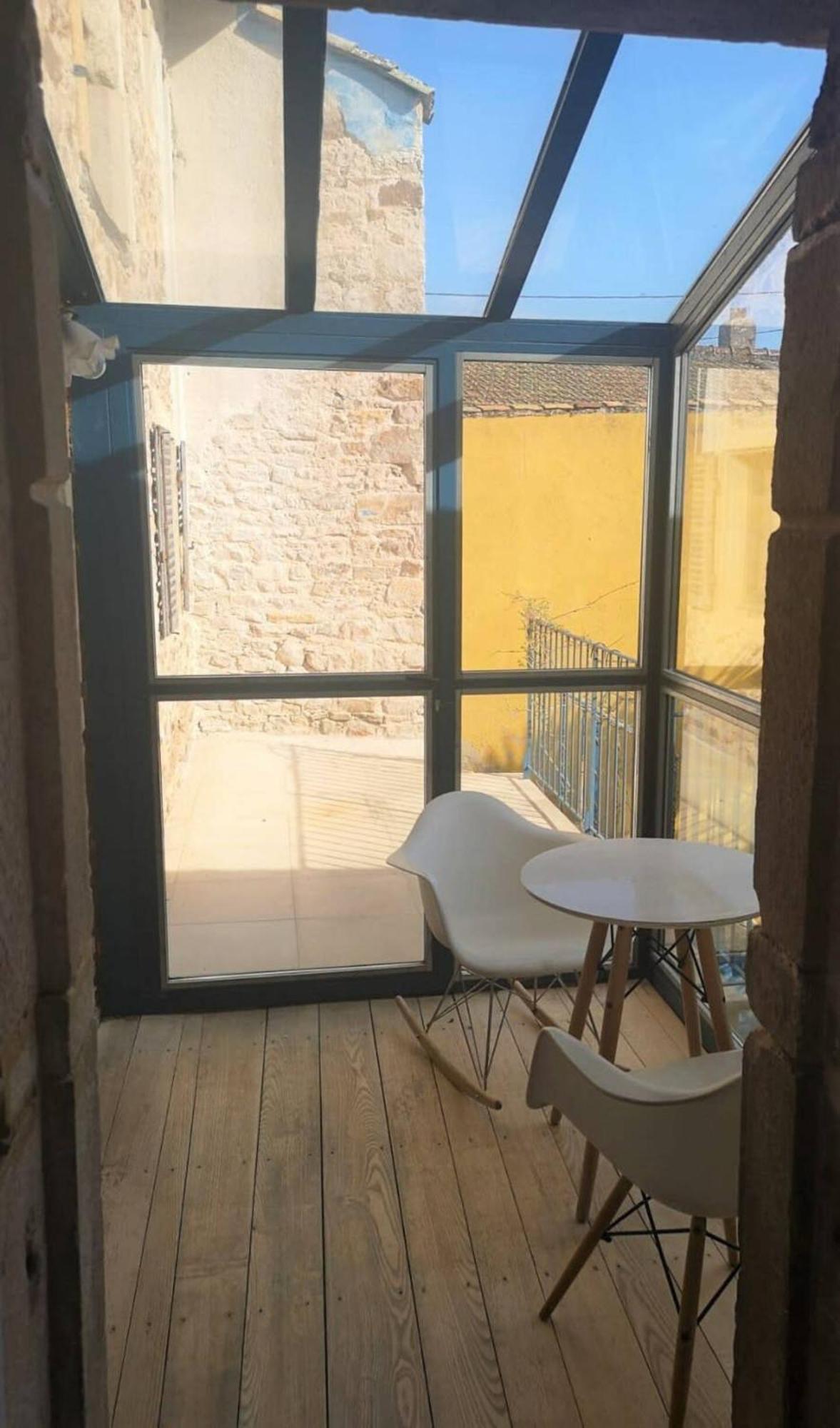 Lumineuse Et Spacieuse Maison Style Loft Saint-Amour-Bellevue Exterior foto